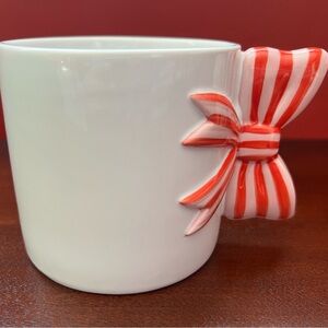 NWT Spritz Stoneware Striped Red and White/Pink Bow Handle Mug, 15 oz